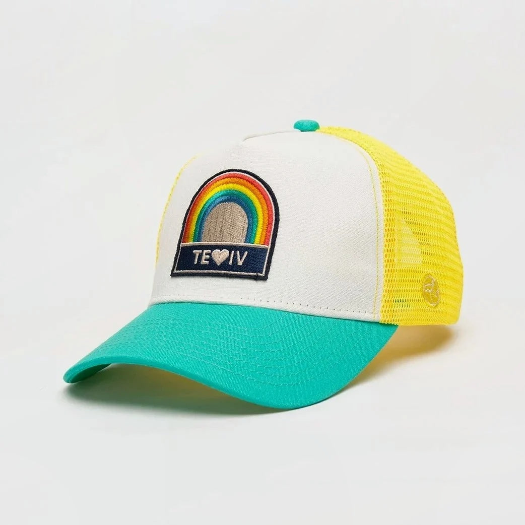כובע מצחייה בעיצוב Rainbow Lovers מבית Sand and Camels